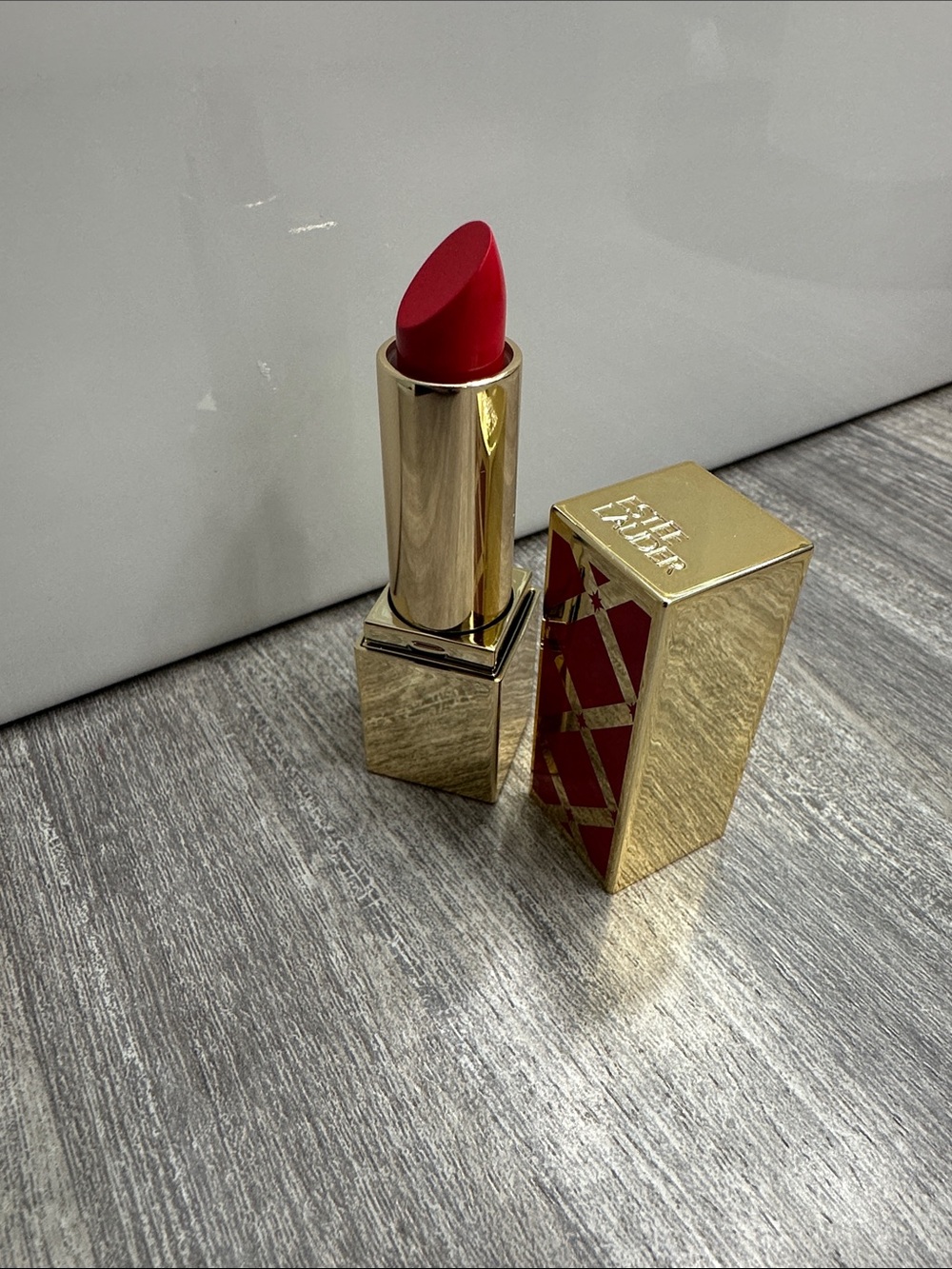 Estee Lauder Vibrant Red Lipstick in Gold Case